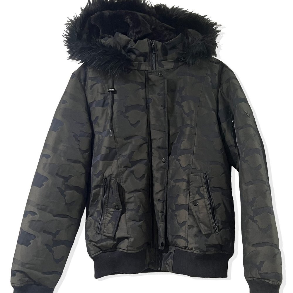 NEW without tags GUESS Puffy Camouflage Bomber Jacket XL